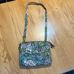 Vera Bradley Island Blooms Tablet Hipster Crossbody Bag Retired Adjustable